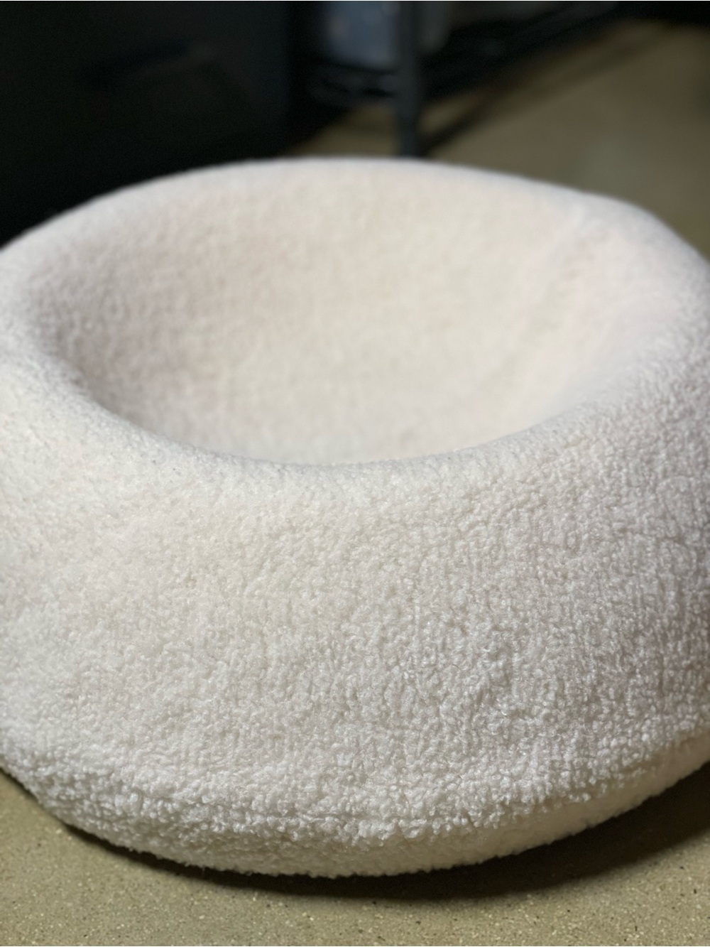 Tuft + Paw Plush Cream Round Sherpa “The Puff” Cat Bed - Picture 2 of 16